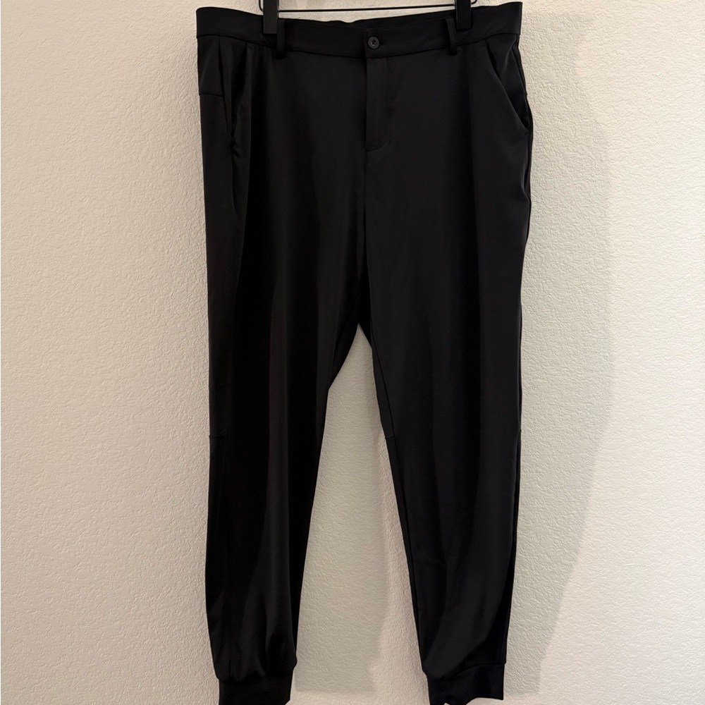 Men's Black Lightweight Slim Fit Joggers - Picture 6 of 8